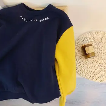 Новый свитер для мальчиков на весну и осень 2023 года, повседневная детская футболка в корейском стиле, высококачественная детская одежда с цветным блоком